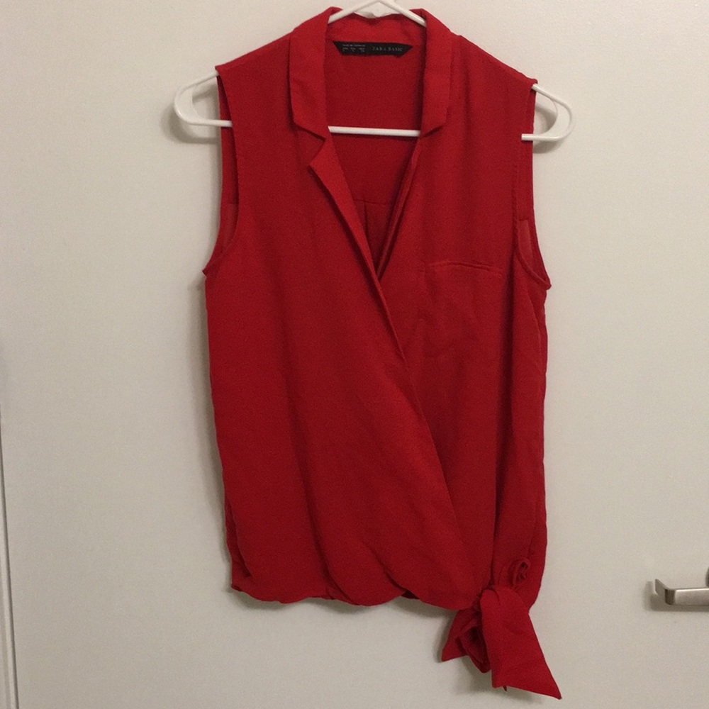 Zara 🎈 sleeveless blouse with side ribbon